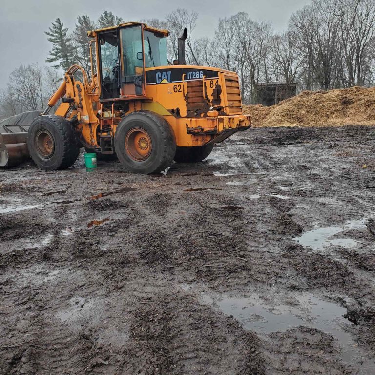 Harrington's Organic Land Care Community Compost 8